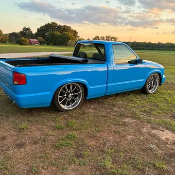 1995 GMC Sonoma Regular Cab Short Bed