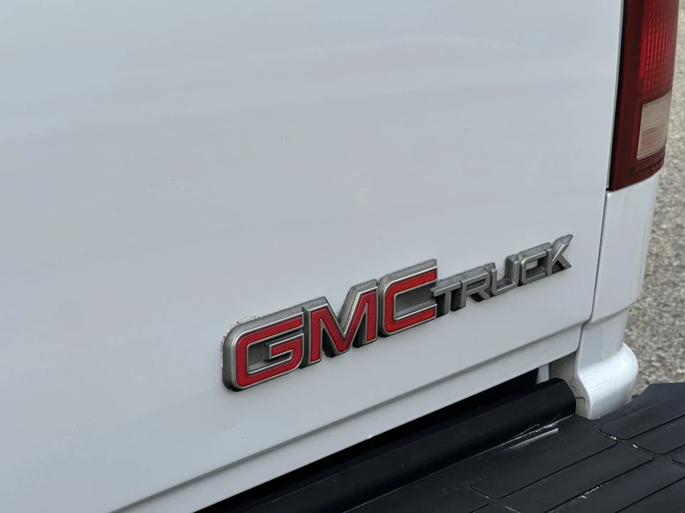 1995 GMC Suburban 8th Gen - Image 31 of 31
