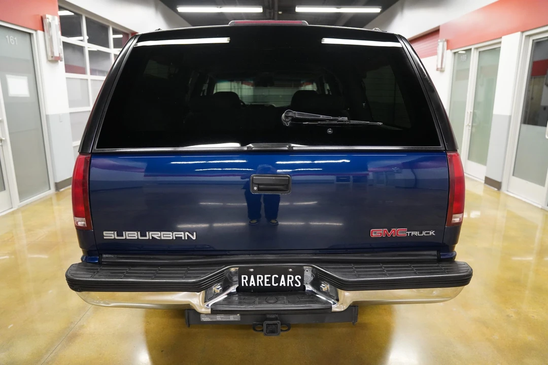 1995 GMC Suburban 7th Gen - Image 27 of 31