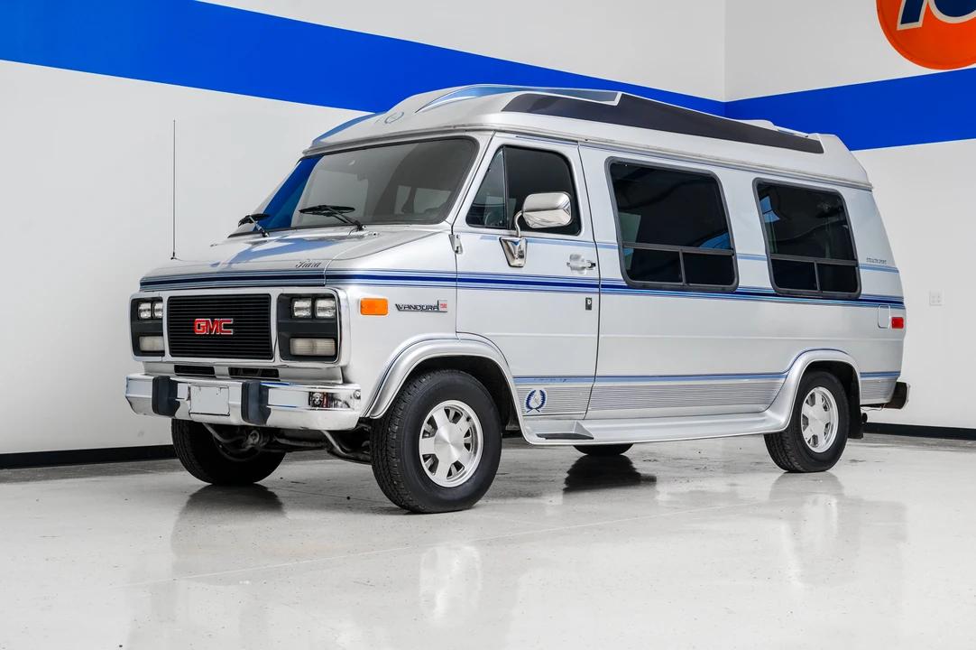 1995 GMC G-series Van - Image 6 of 31