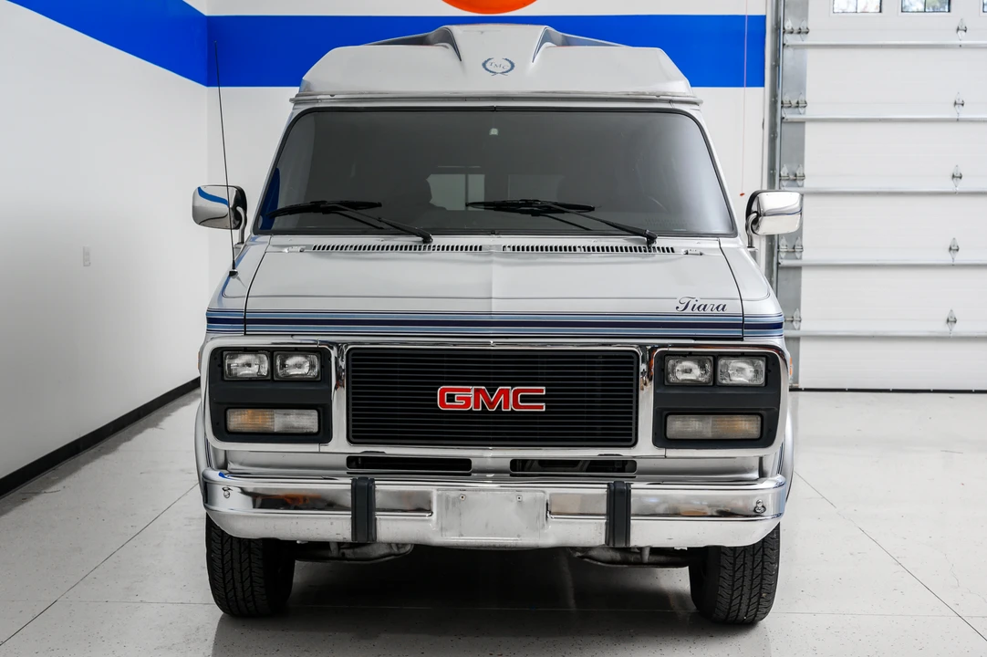 1995 GMC G-series Van - Image 3 of 31