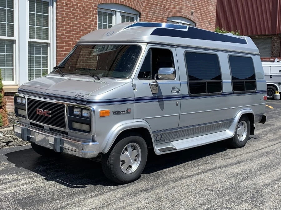 1995 GMC G-series Van - Image 2 of 8