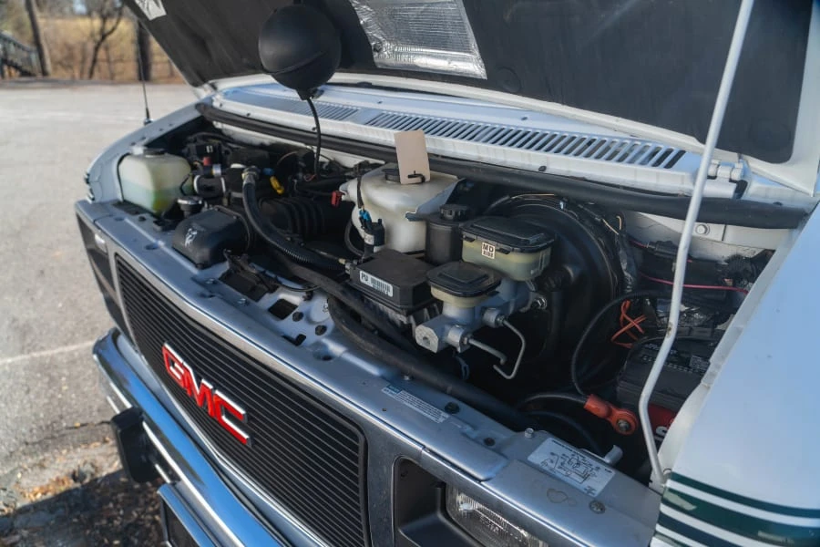 1995 GMC G-series Van - Image 15 of 16