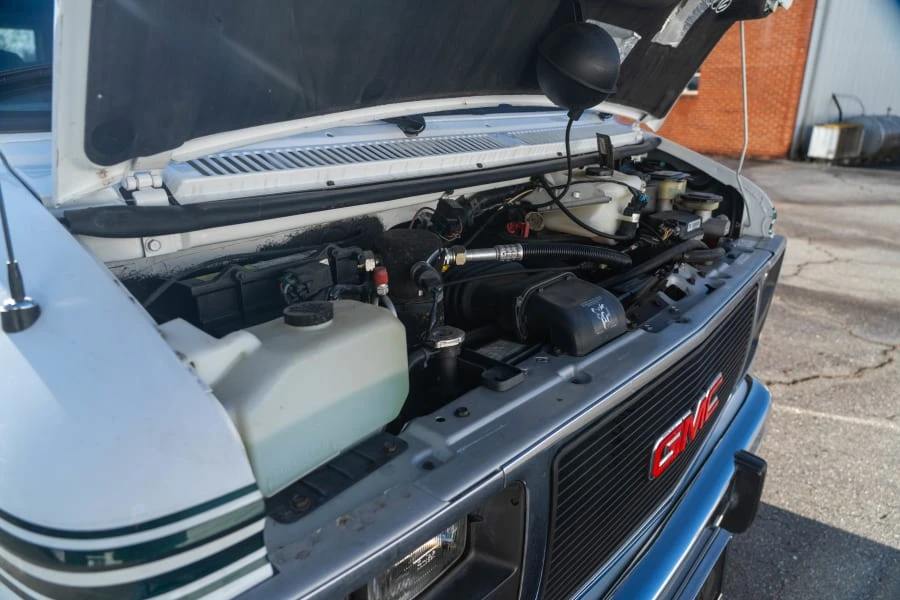 1995 GMC G-series Van - Image 16 of 16