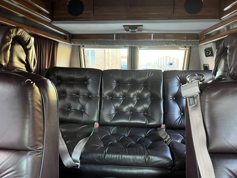 1995 GMC G-series Van - Image 6 of 9