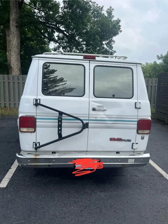 1995 GMC G-series Van - Image 4 of 9