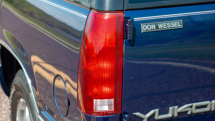 1995 GMC Yukon 1st Gen - Image 17 of 25