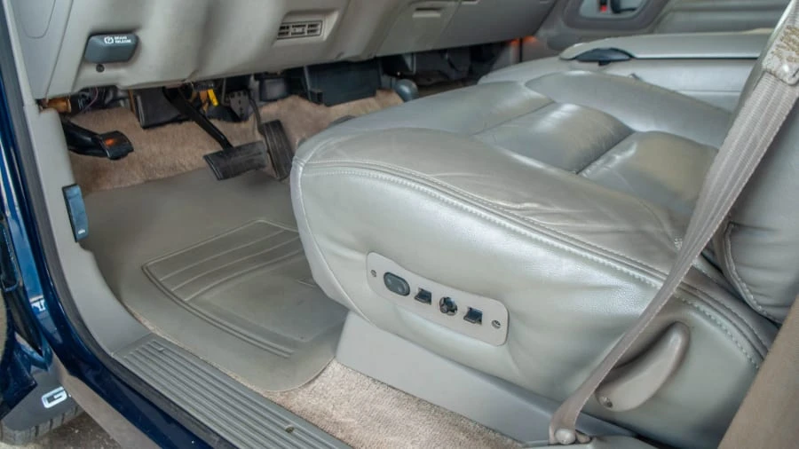 1995 GMC Yukon 1st Gen - Image 4 of 25