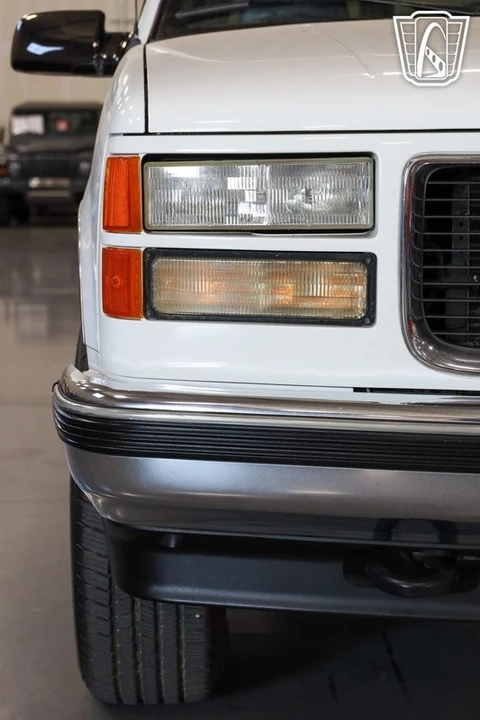 1995 GMC Yukon 1st Gen - Image 9 of 12
