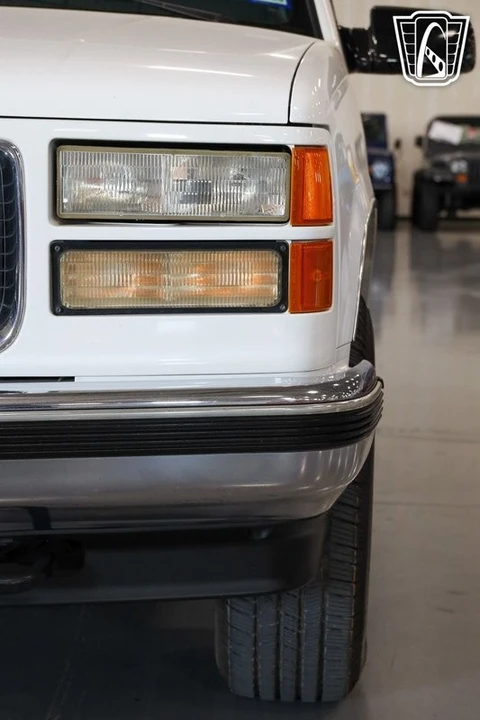 1995 GMC Yukon 1st Gen - Image 10 of 12
