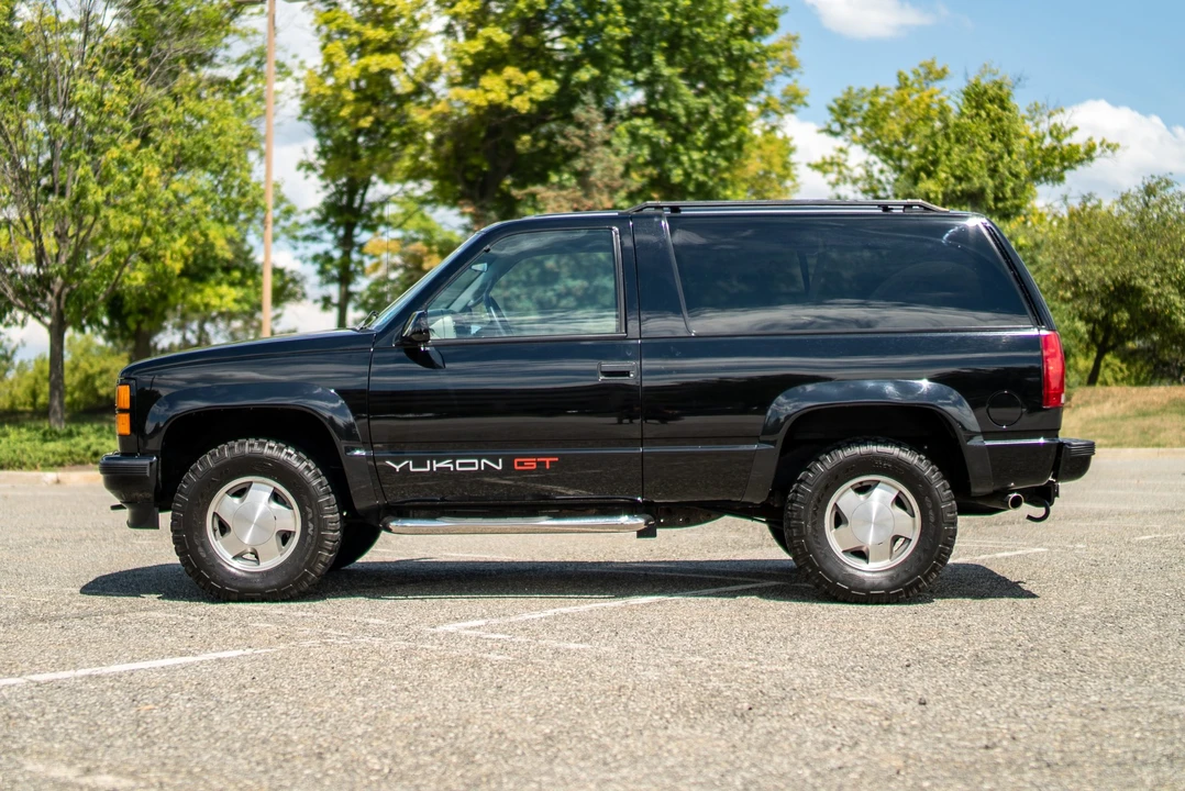 1995 GMC Yukon 1st Gen - Image 4 of 31