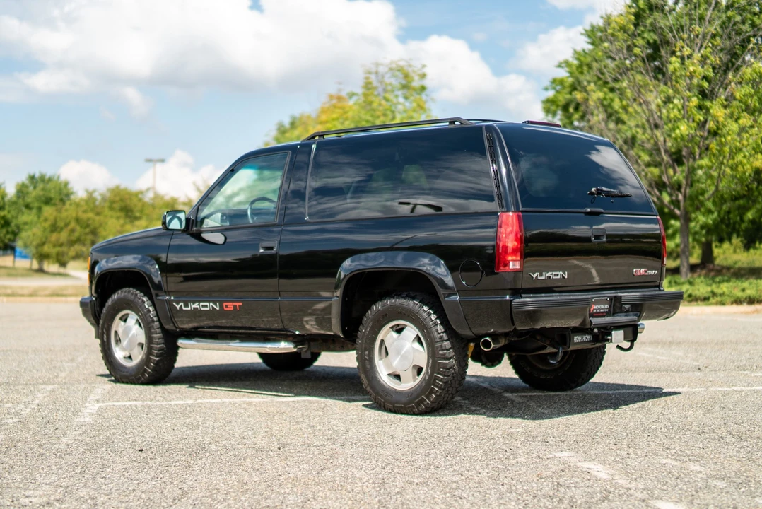 1995 GMC Yukon 1st Gen - Image 5 of 31