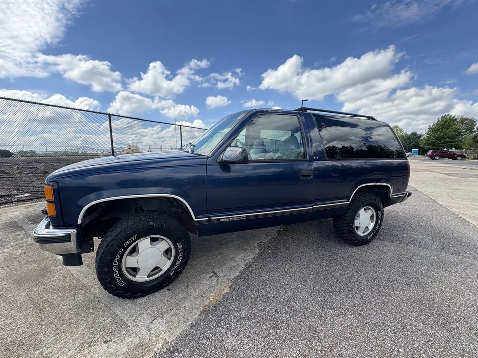 1995 GMC Yukon 1st Gen - Image 8 of 31