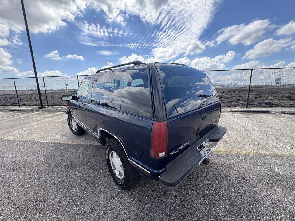 1995 GMC Yukon 1st Gen - Image 11 of 31