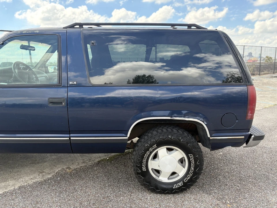 1995 GMC Yukon 1st Gen - Image 26 of 31