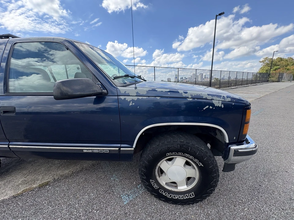 1995 GMC Yukon 1st Gen - Image 24 of 31