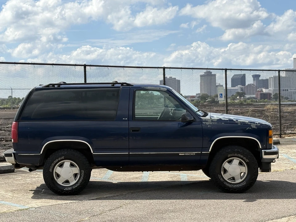 1995 GMC Yukon 1st Gen - Image 15 of 31