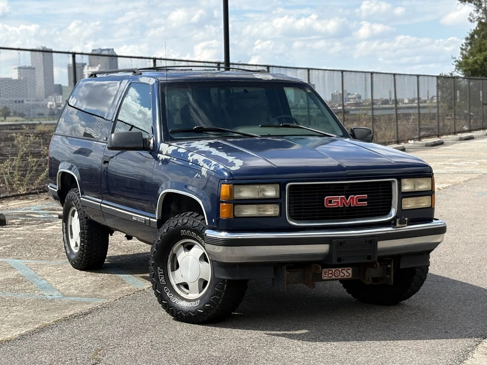 1995 GMC Yukon 1st Gen - Image 2 of 31