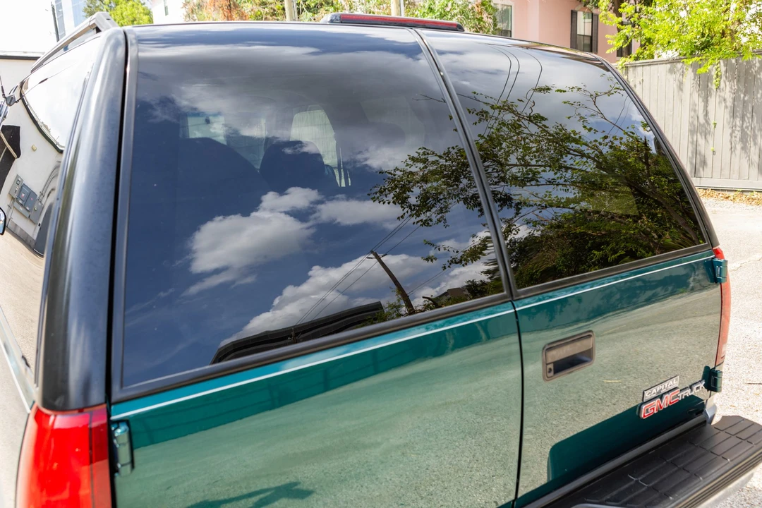 1995 GMC Yukon 1st Gen - Image 22 of 31