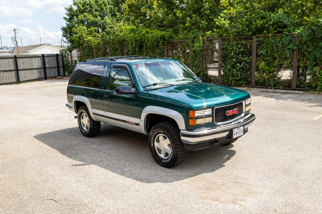 1995 GMC Yukon 1st Gen - Image 4 of 31