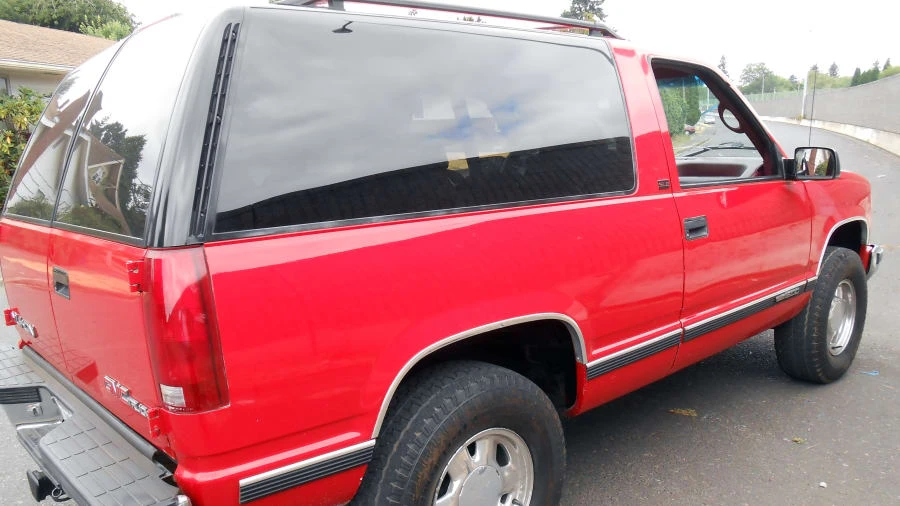 1995 GMC Yukon 1st Gen - Image 2 of 4