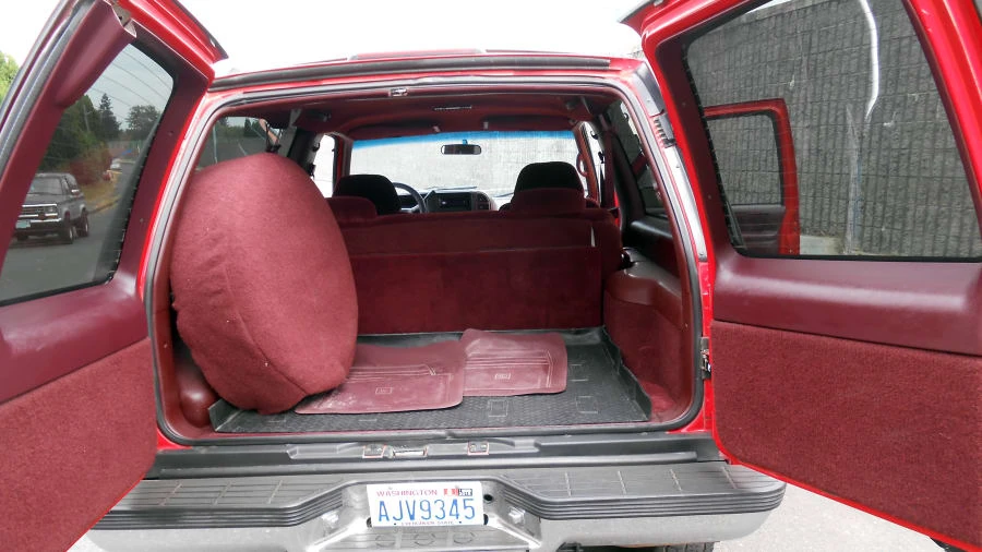 1995 GMC Yukon 1st Gen - Image 4 of 4