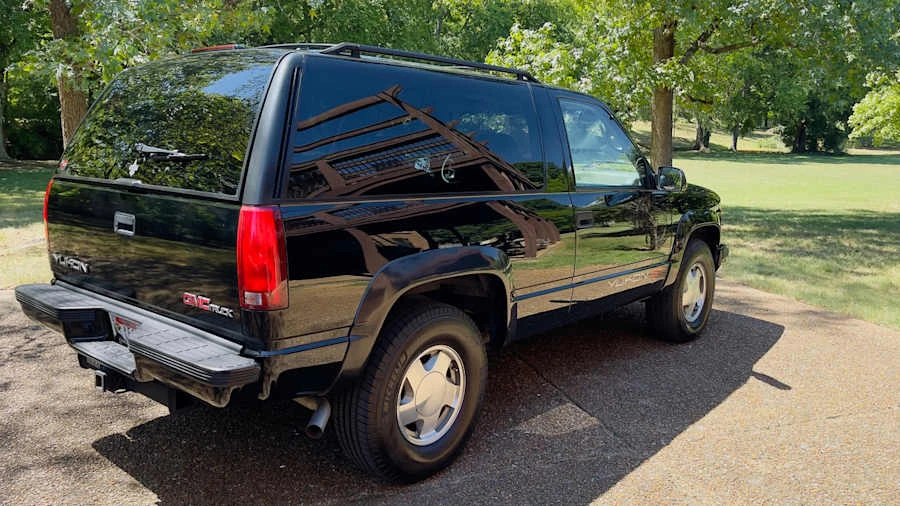 1995 GMC Yukon 1st Gen - Image 3 of 15