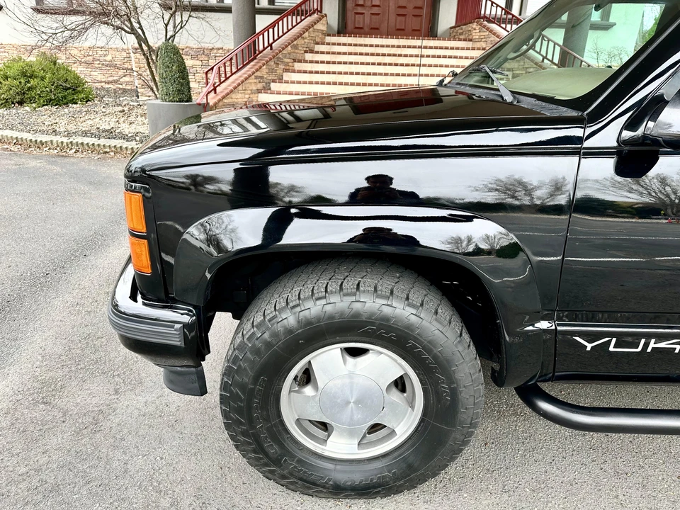 1995 GMC Yukon 1st Gen - Image 26 of 31