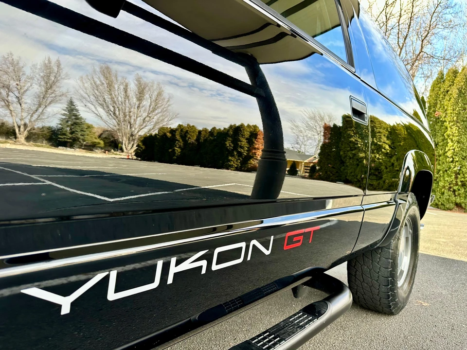 1995 GMC Yukon 1st Gen - Image 27 of 31