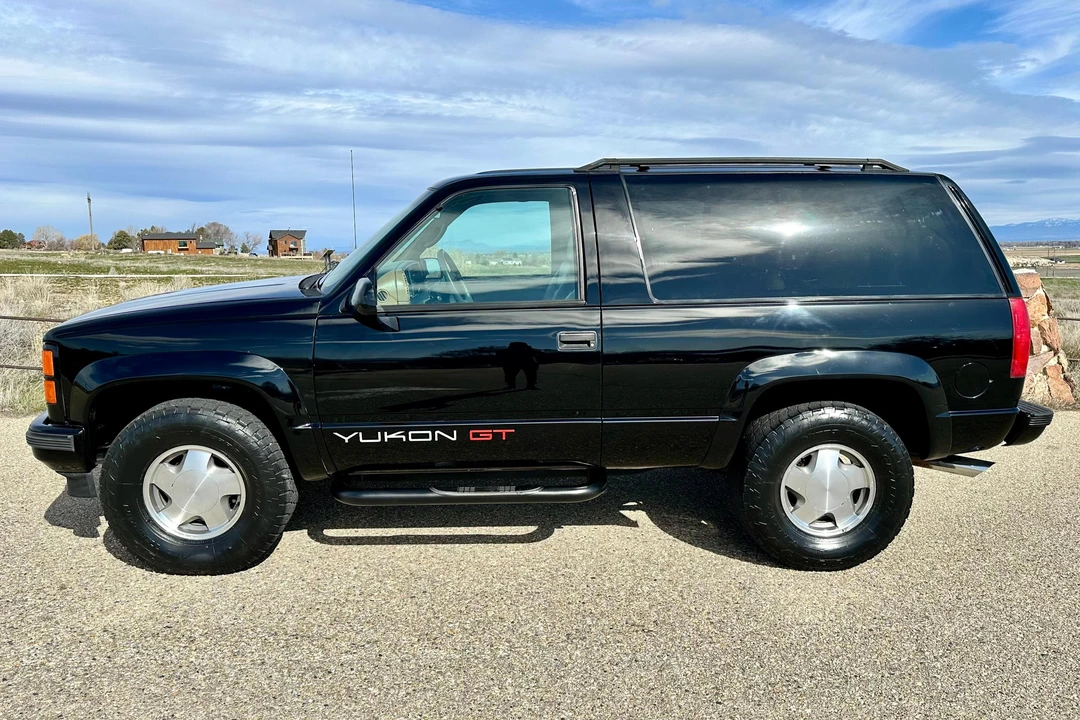 1995 GMC Yukon 1st Gen - Image 3 of 31