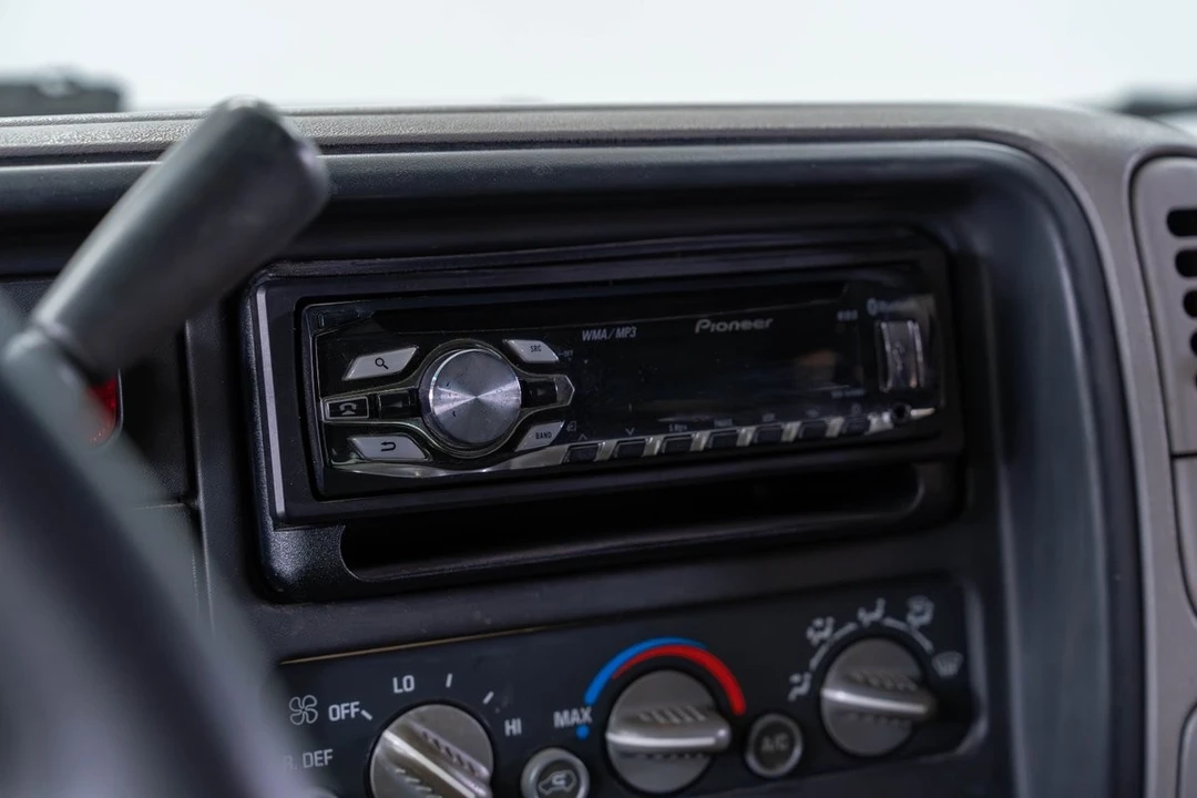 1995 GMC Yukon 1st Gen - Image 16 of 21