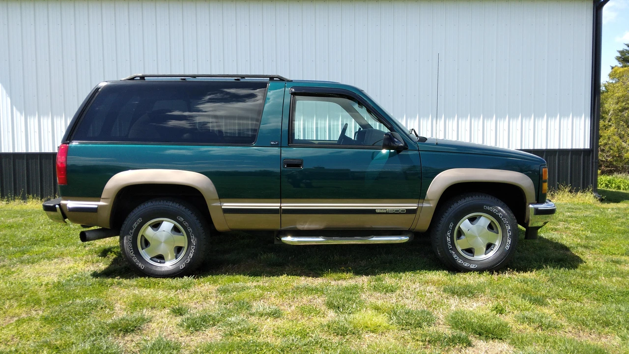 1995 GMC Yukon 1st Gen - Image 17 of 31