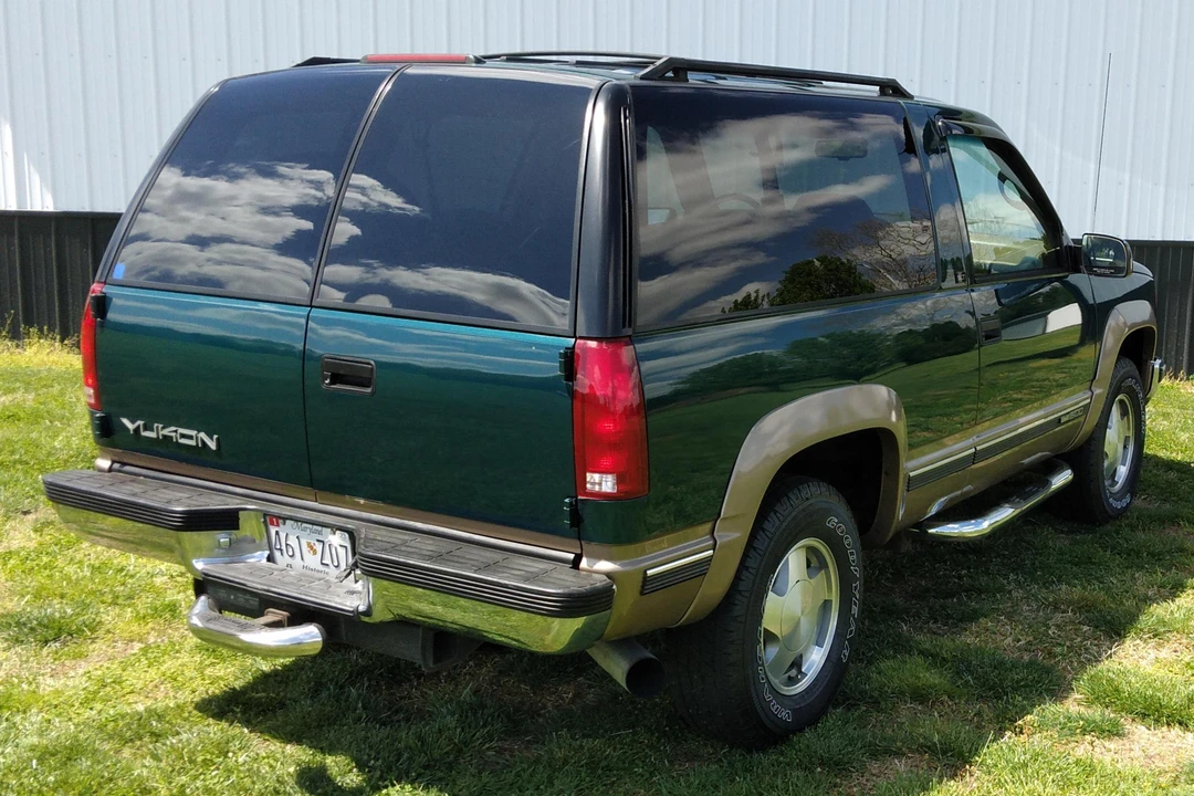 1995 GMC Yukon 1st Gen - Image 4 of 31