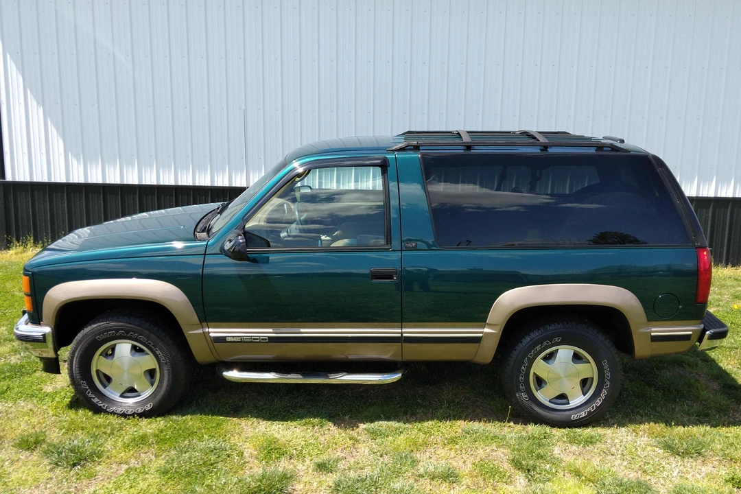 1995 GMC Yukon 1st Gen - Image 3 of 31