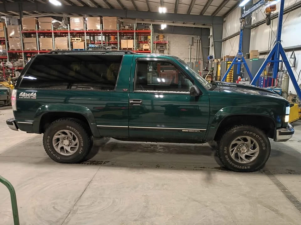 1995 GMC Yukon 1st Gen - Image 2 of 3