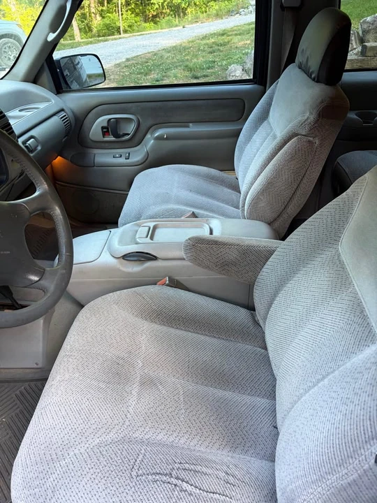 1995 GMC Yukon 1st Gen - Image 11 of 16