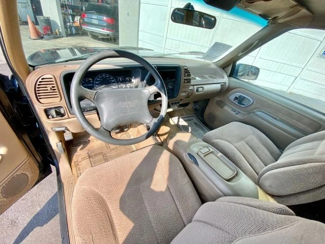 1995 GMC Yukon 1st Gen - Image 11 of 12