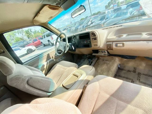 1995 GMC Yukon 1st Gen - Image 17 of 21