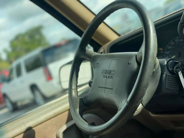 1995 GMC Yukon 1st Gen - Image 19 of 21