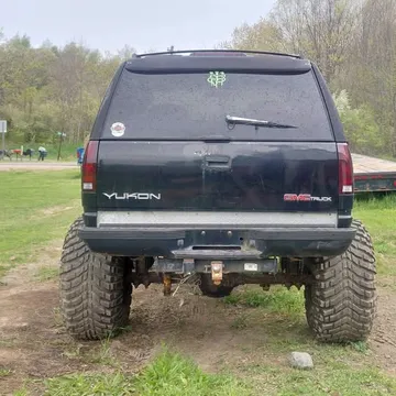 1995 GMC Yukon Sport Utility 2D