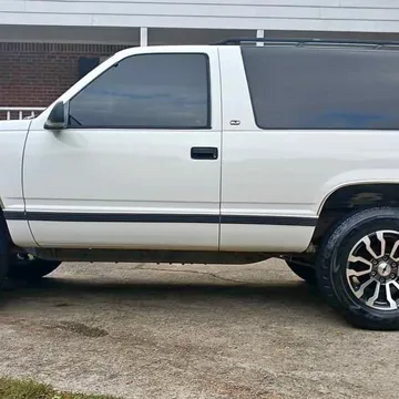 1995 GMC Yukon Sport Utility 2D