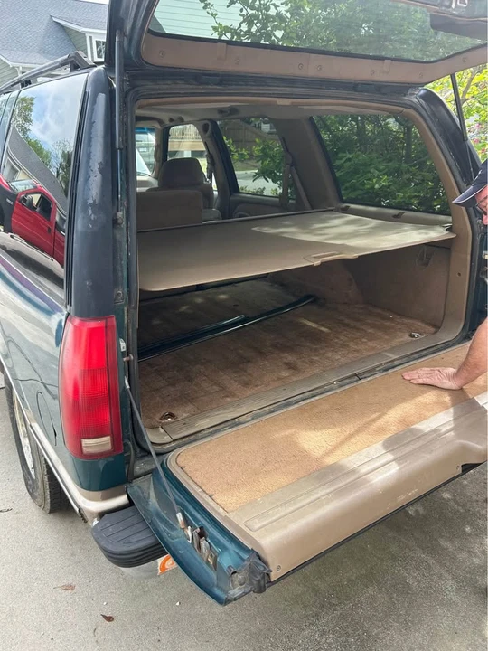 1995 GMC Yukon 1st Gen - Image 2 of 10