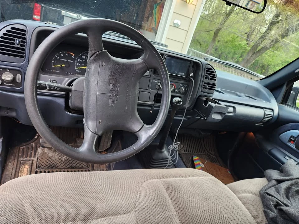 1995 GMC Sierra 1st Gen - Image 3 of 8