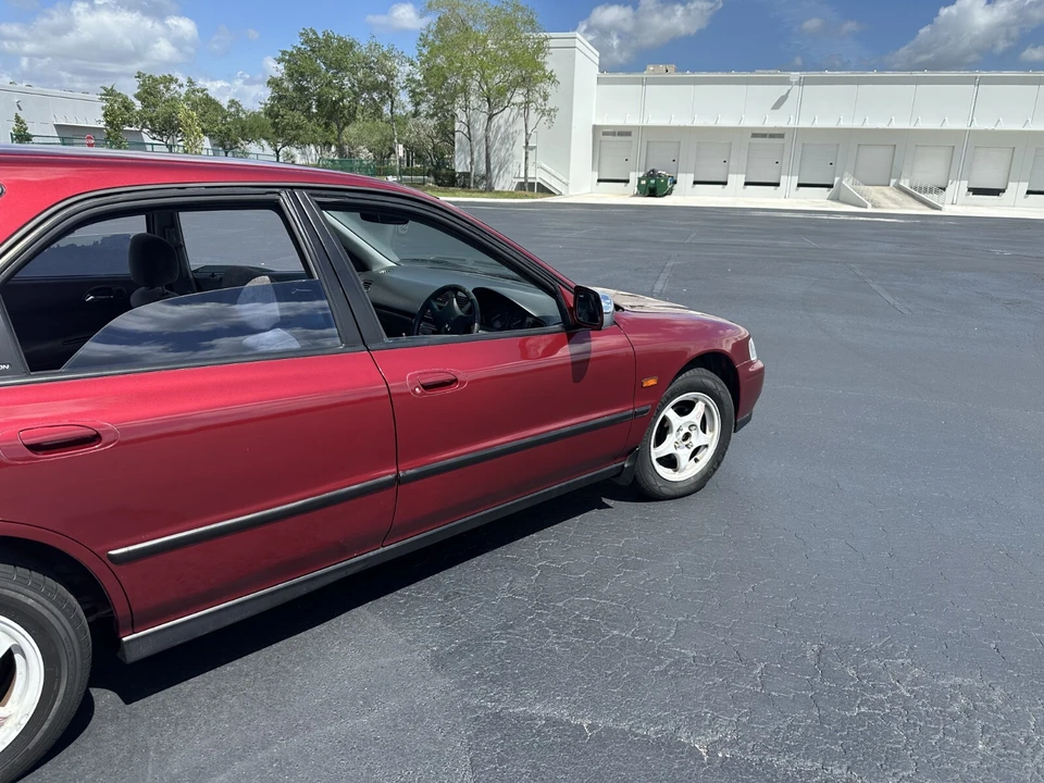 1995 Honda Accord 5th Gen - Image 6 of 18