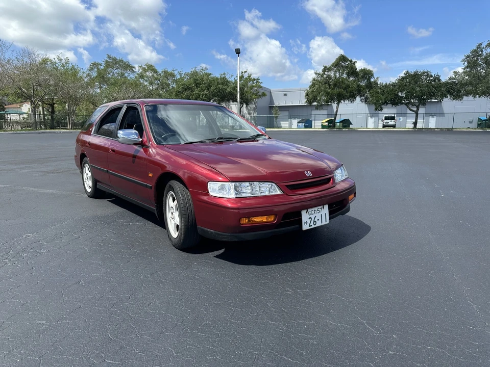 1995 Honda Accord 5th Gen - Image 2 of 18