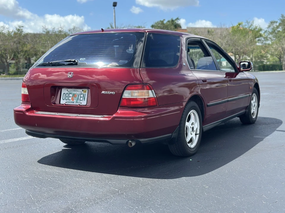 1995 Honda Accord 5th Gen - Image 4 of 18