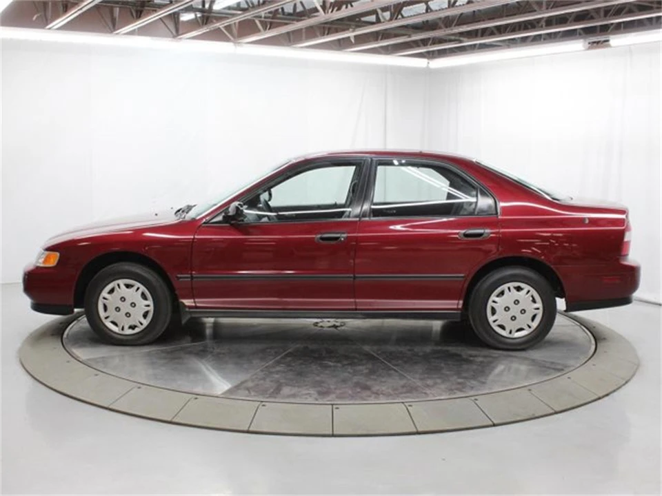 1995 Honda Accord 5th Gen - Image 4 of 31