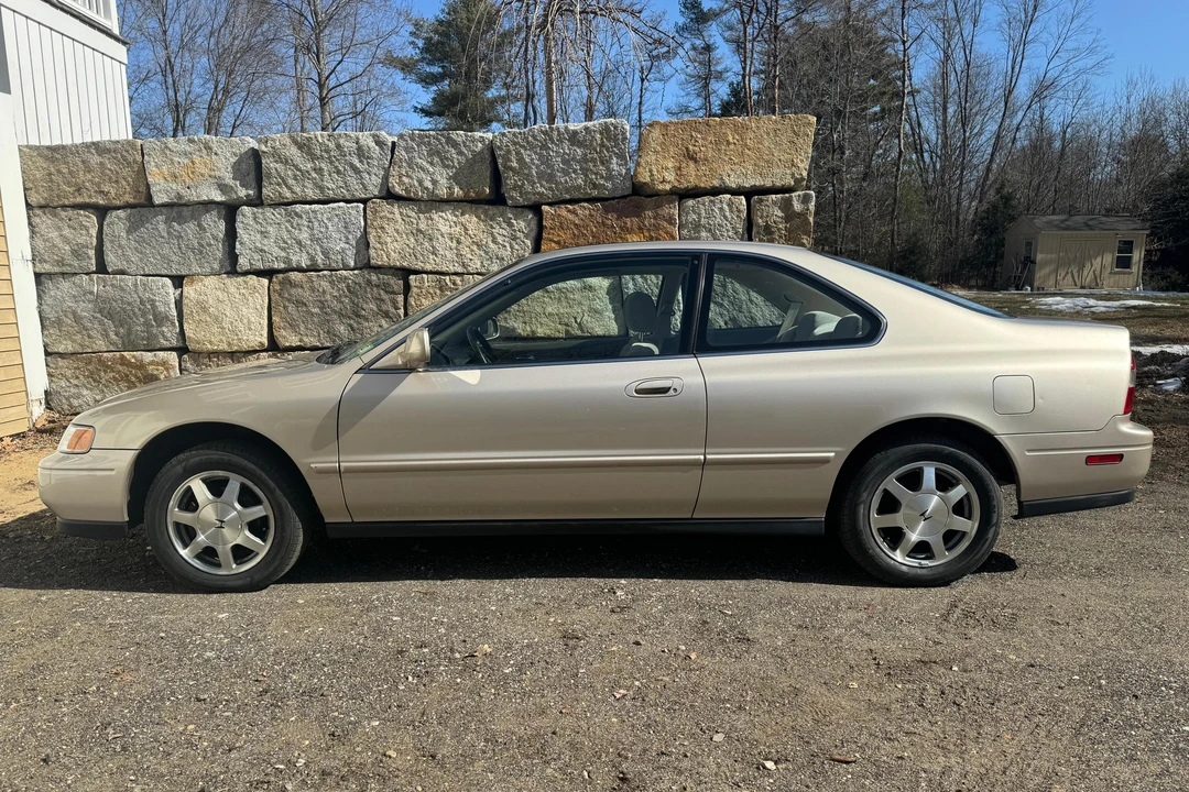 1995 Honda Accord 5th Gen - Image 3 of 31