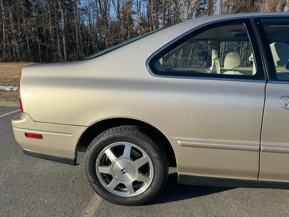 1995 Honda Accord 5th Gen - Image 25 of 31
