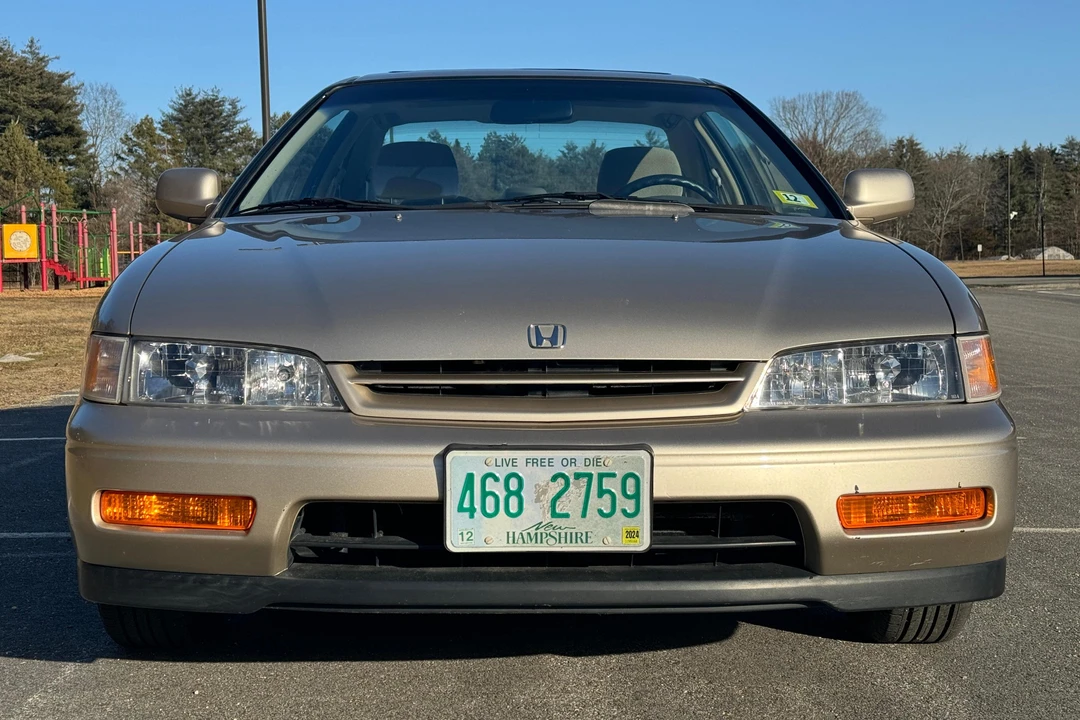 1995 Honda Accord 5th Gen - Image 2 of 31